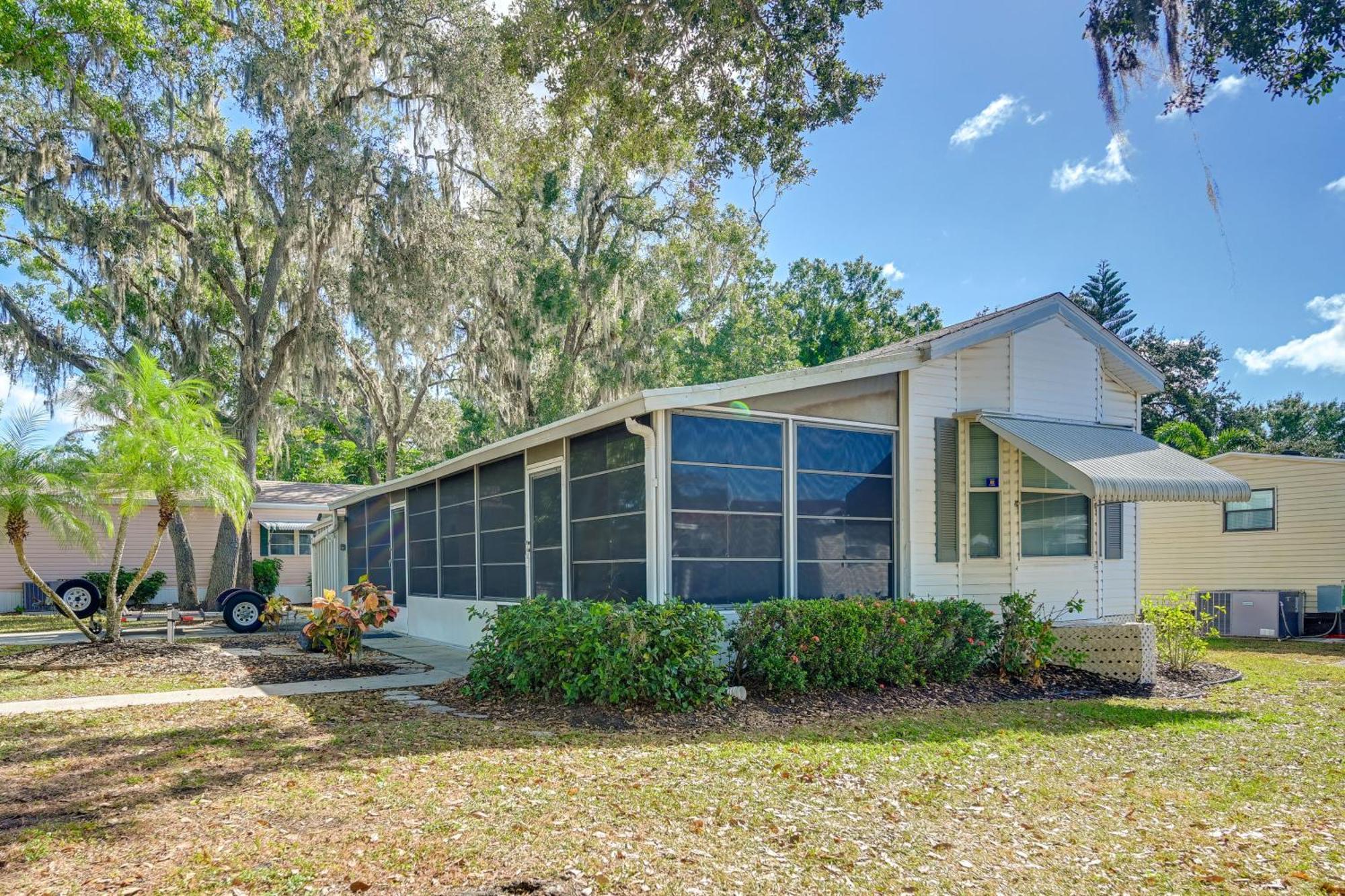 Bright Home Pool Access And Screened-In Porch! The Meadows Exterior photo